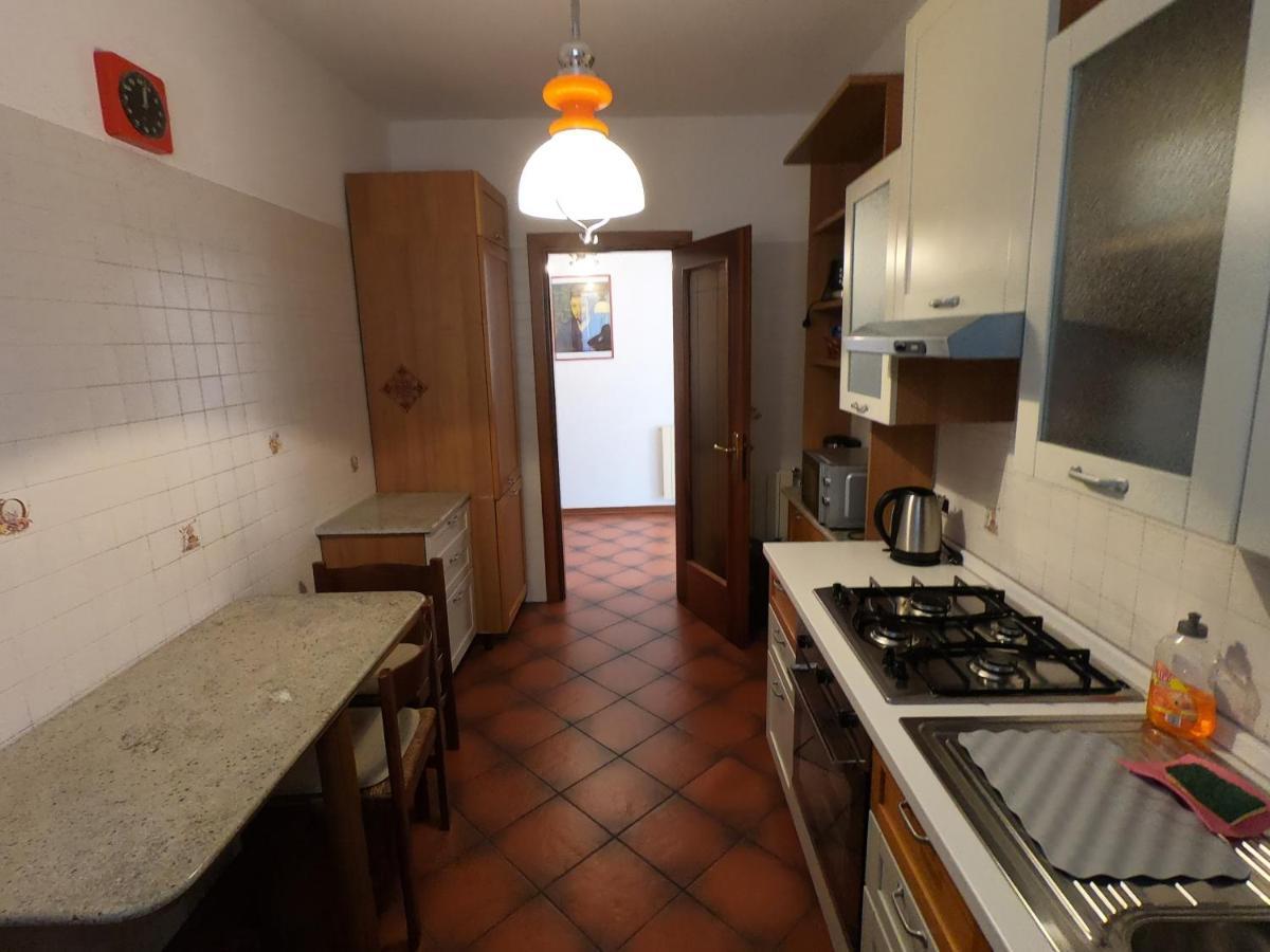 טוסקולנו מדרנו Appartamento Panorama מראה חיצוני תמונה